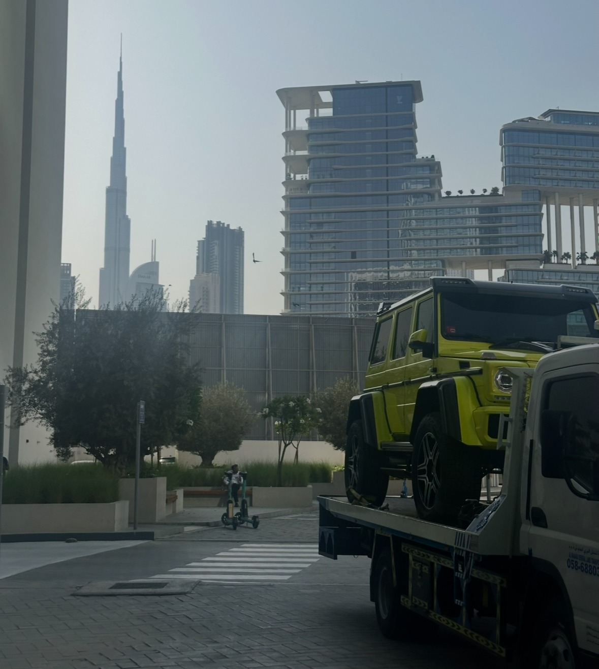 Continuous Monument Consumerism | sorinadumitru.com